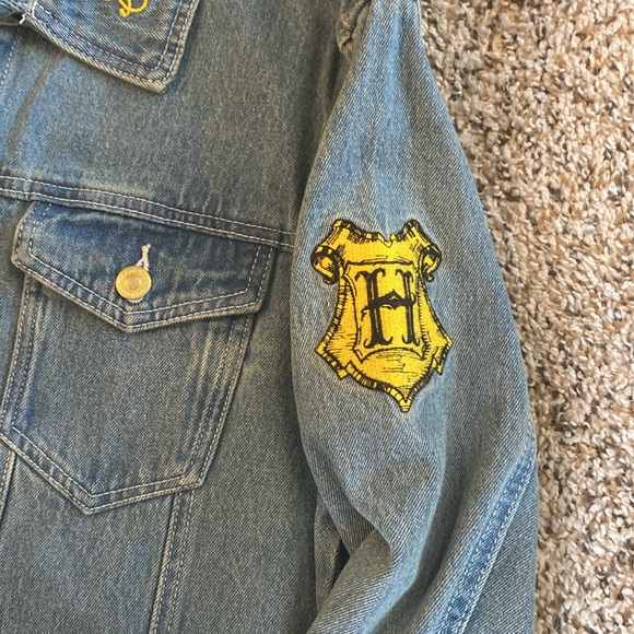 Cakeworthy X Harry Potter Denim Hogwarts Jacket Large - Picture 4 of 5